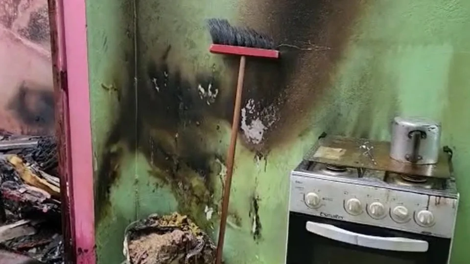 Vazamento de botija de gás provoca explosão e morte de criança em Manaus