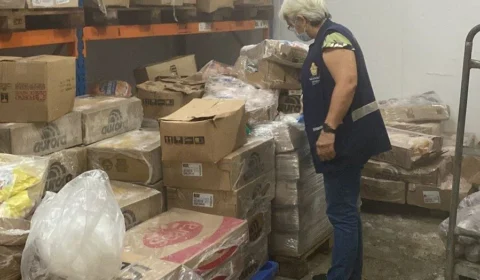 Fiscalização sanitária apreende 790 quilos de alimentos em Manaus