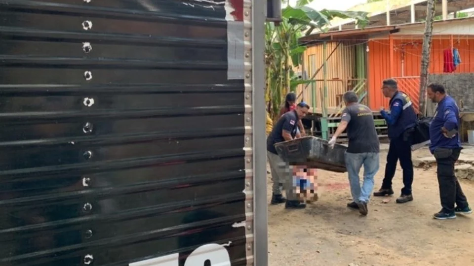 Homem é morto a tiros em frente de casa na Zona Centro-Sul de Manaus