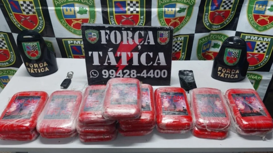 Homem é preso com drogas marcadas com nome de facção na Zona Sul de Manaus