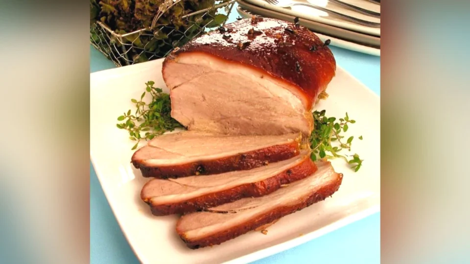 Receita Fácil – pernil assado com mostarda: prato de destaque em 180 minutos