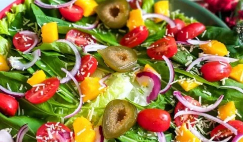Receita Fácil – Salada tropical natalina: opção pronta em apenas 10 minutos