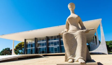 Salário de ministros do Supremo tem reajuste de 18% aprovado por Lula