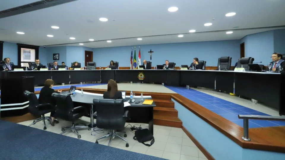 TCE-AM reprova contas de gestoras da Policlínica Gilberto Mestrinho