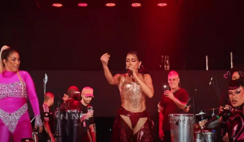 Gloria Groove, Anitta e Valesca Popozuda lançam clipe de ‘Proibidona’