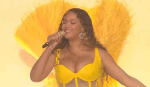 Beyoncé volta aos palcos após 4 anos com show em Dubai e cachê milionário
