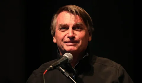 Bolsonaro é um turista nos EUA e não lidera oposição, diz presidente do Republicanos