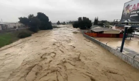 Tempestade provoca grandes inundações na Califórnia, nos Estados Unidos