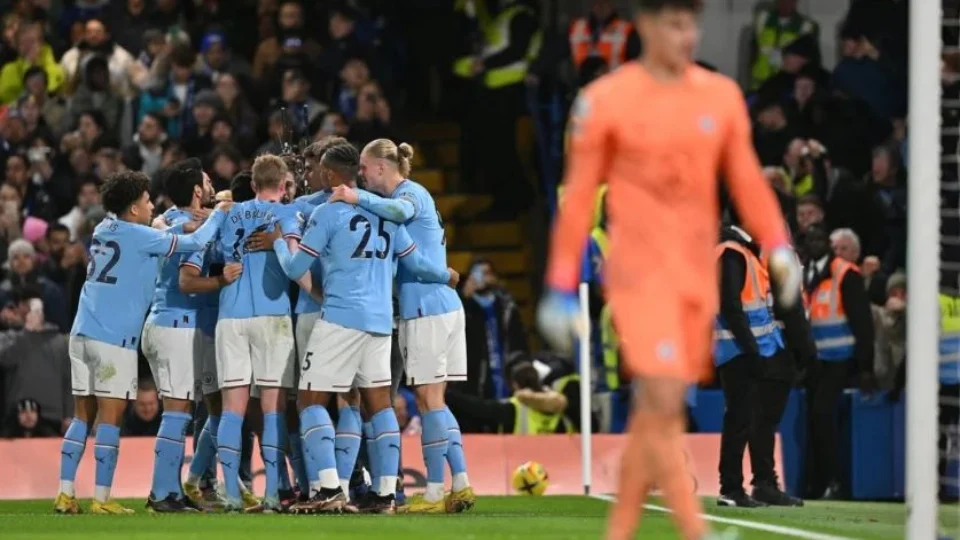 Pep Guardiola mexe e em três minutos reservas dão vitória ao City sobre Chelsea