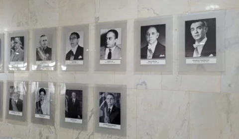 Galeria dos presidentes no Planalto ainda aguarda foto de Lula