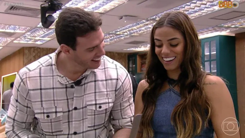 BBB 23: Confira quem flertou com quem no primeiro dia do programa