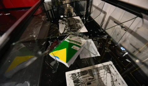 Réplica da Constituição será devolvida ao STF nesta sexta-feira