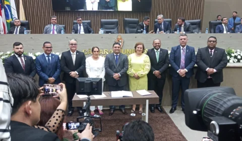 Vídeo: nova diretoria da Câmara Municipal de Manaus é empossada