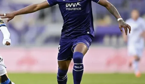 Botafogo negocia com Michael Murillo, jogador da primeira divisão belga