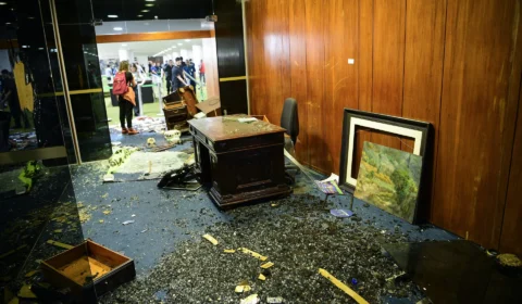 Vandalismo: Senado calcula em R$ 4 milhões prejuízo causado por terroristas