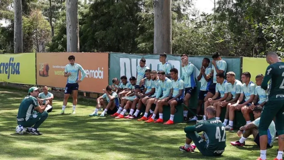 Palmeiras encerra preparação e aguarda decisão da Supercopa contra Flamengo