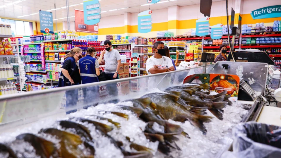 Manaus é a terceira cidade mais cara do Brasil, aponta pesquisa da EUI