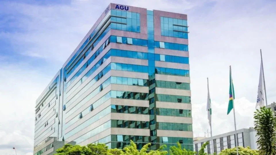 Pedido de bloqueio de bens de financiadores de atos golpistas vai a R$ 18,5 mi