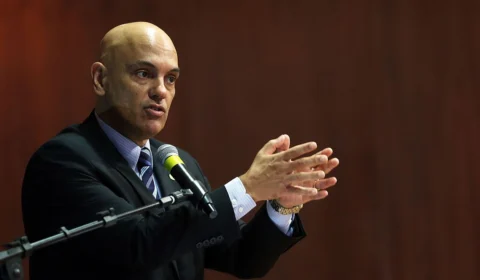 Moraes vota para condenar mais oito réus por atos de 8 de janeiro