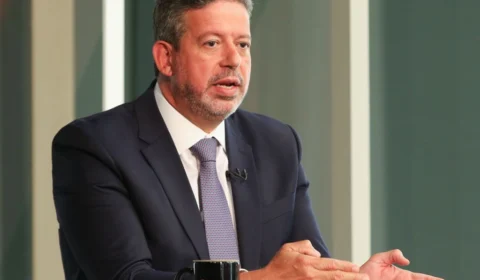 Arthur Lira quer votar arcabouço fiscal na Câmara até 10 de maio