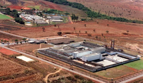 MJ realiza a transferência de 23 presos de presídios federais