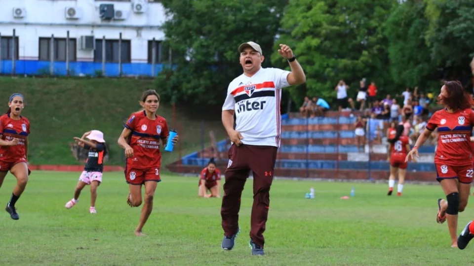 ‘Jovens de Cristo’ garante vaga na final de jogo regional feminino
