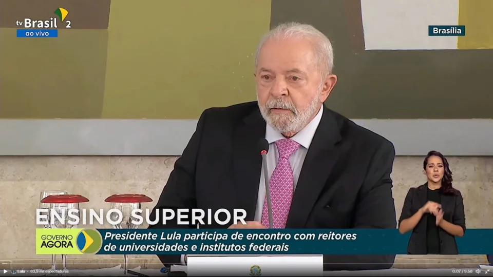 ‘Precisamos dar oportunidade’, diz Lula a 105 reitores de universidades