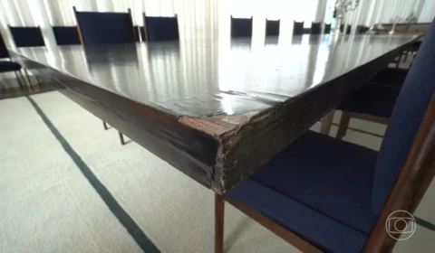 Infiltrações e tapete com buracos: confira situação do Palácio da Alvorada