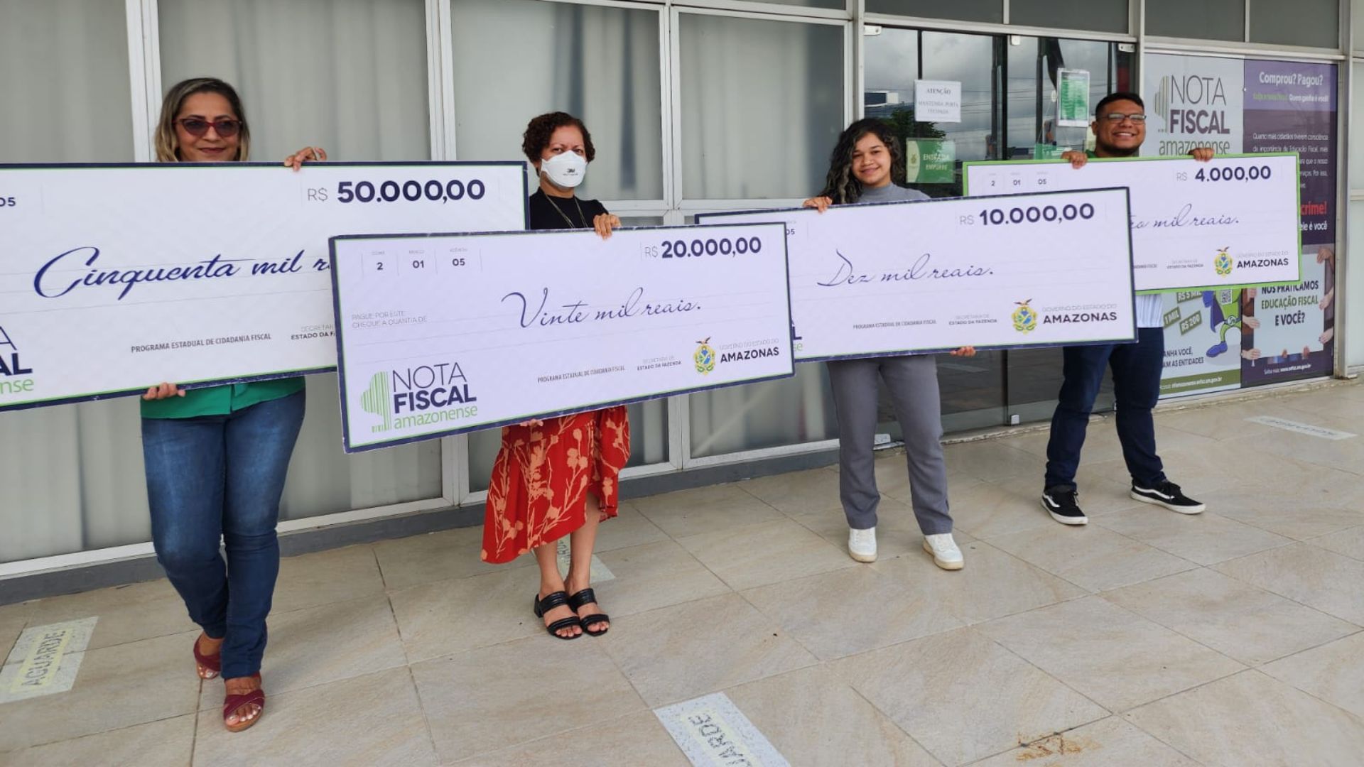 Premiados de sorteio anterior da Nota Fiscal Amazonense - Foto: Divulgação/Sefaz-AM