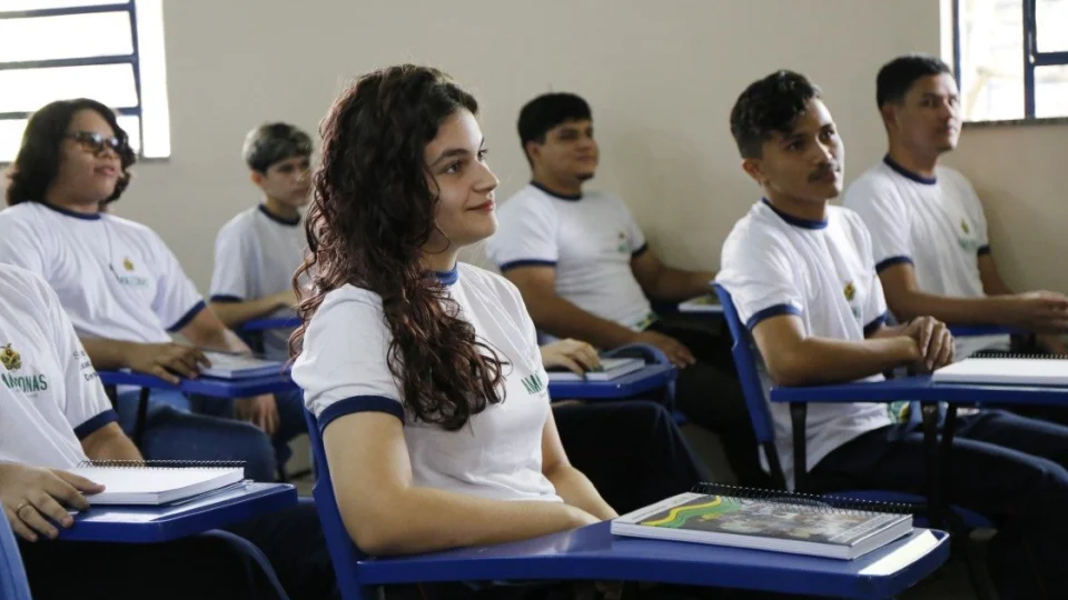 AM registra quase 30 mil transferências de alunos nesta terça-feira, 17