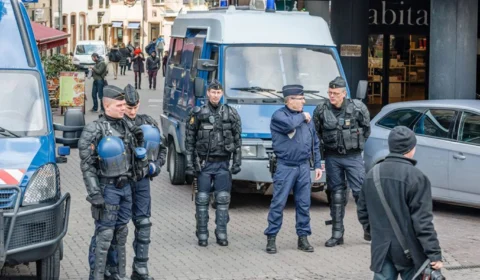 França: suspeito de ataque com faca em terminal ferroviário é preso
