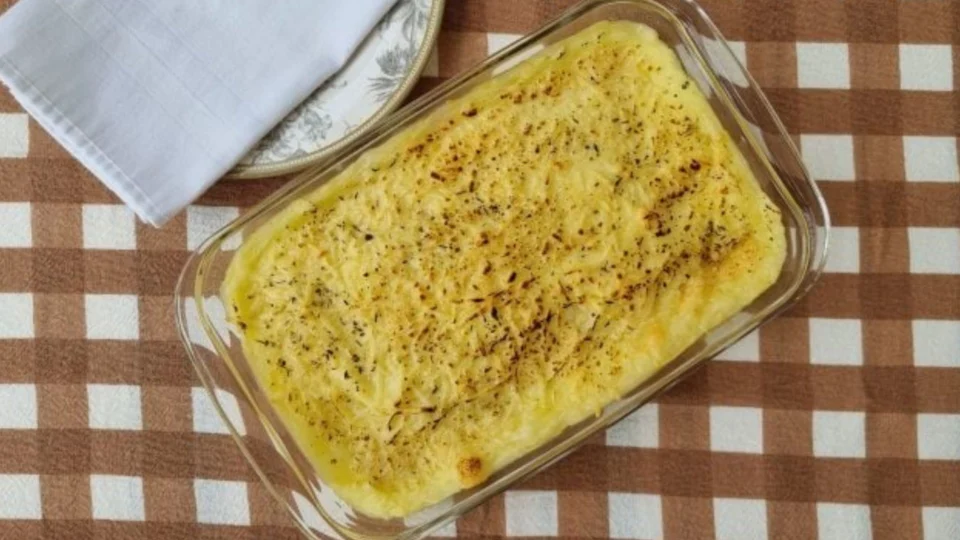 Receita Fácil – Purê de batata recheado: opção prática pronta em 35 minutos