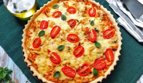 Receita Fácil – Quiche de frango: opção prática pronta em apenas 60 minutos