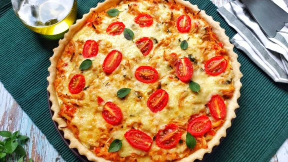 Receita Fácil – Quiche de frango: opção prática pronta em apenas 60 minutos