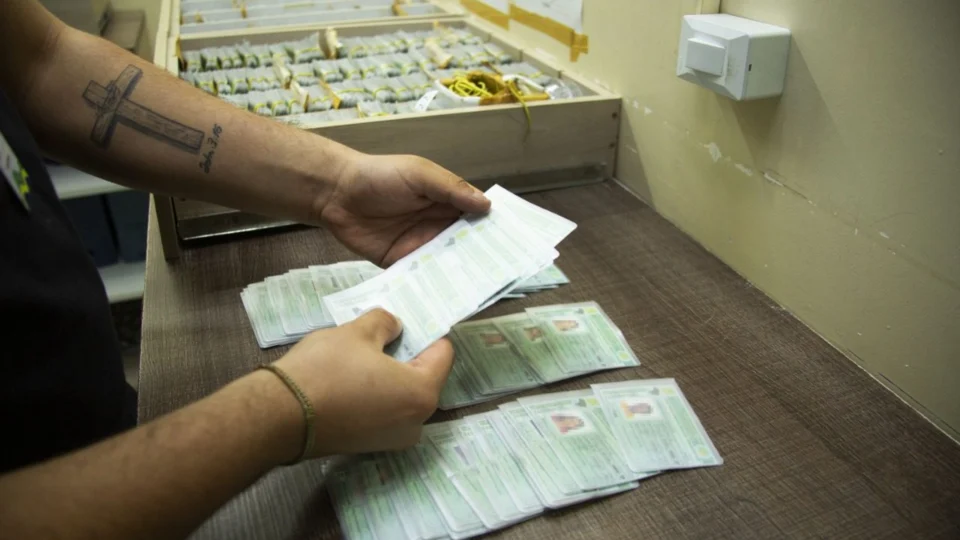 Prazo para renovação de CNH volta a ser de 30 dias, alerta Detran-AM