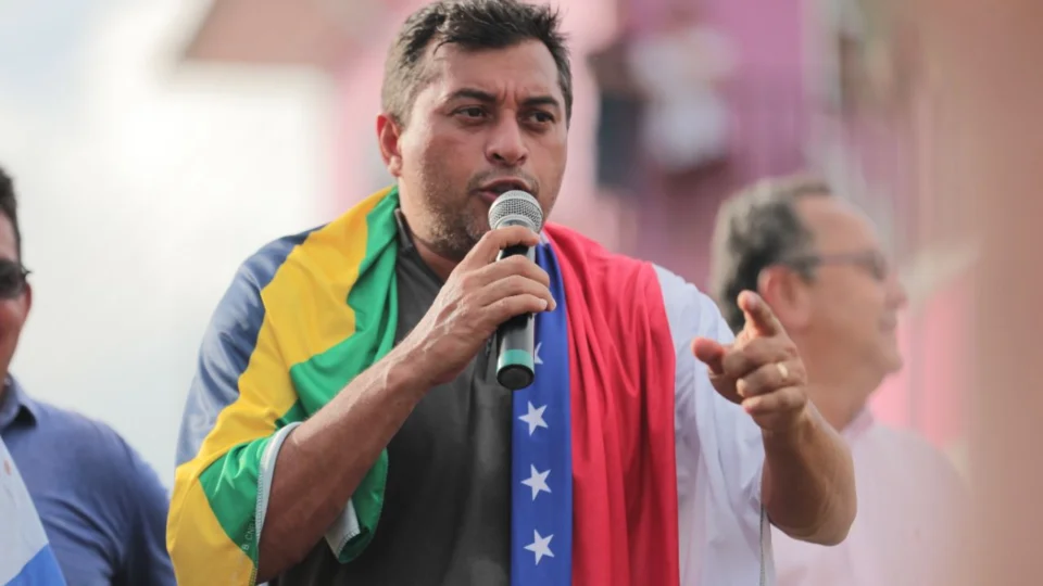 Wilson Lima solicita da União (SPU) liberação de prédios antigos