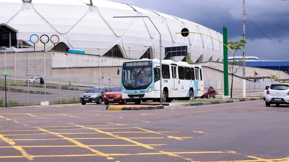Linhas de ônibus em Manaus estendem horário no Carnaval; confira