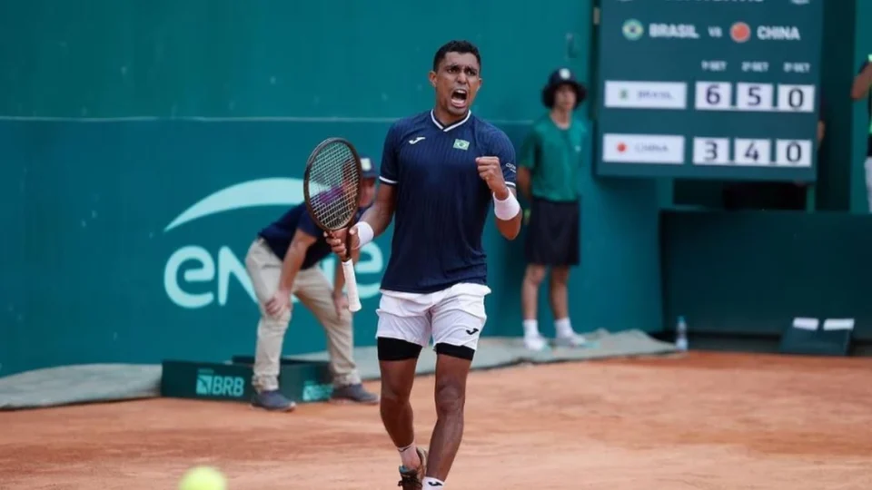 Brasil ganha sem sustos da China e abre 2 a 0 no primeiro dia da Copa Davis