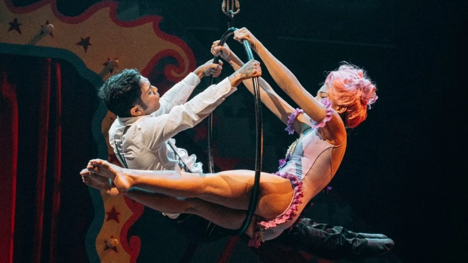 Teatro Amazonas recebe adaptação do filme ‘O Rei do Show’ em Manaus