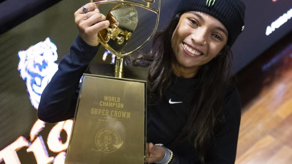 Rayssa Leal vai à semifinal do Mundial de Street nos Emirados Árabes