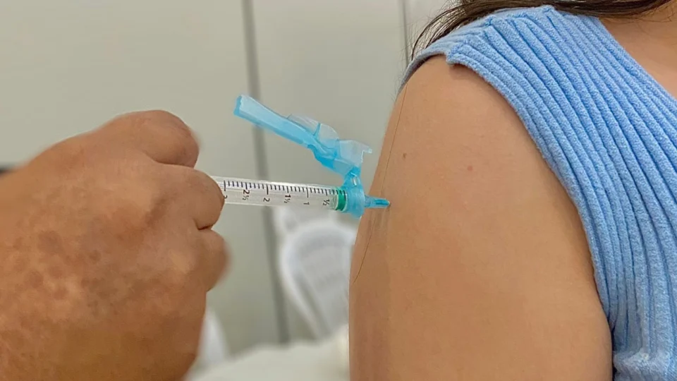 Covid-19: Manaus conta com 75 pontos de vacinação nesta terça