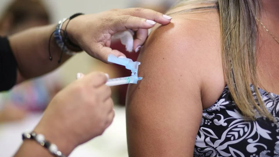 Covid-19: Manaus conta com 75 pontos de vacinação nesta quinta