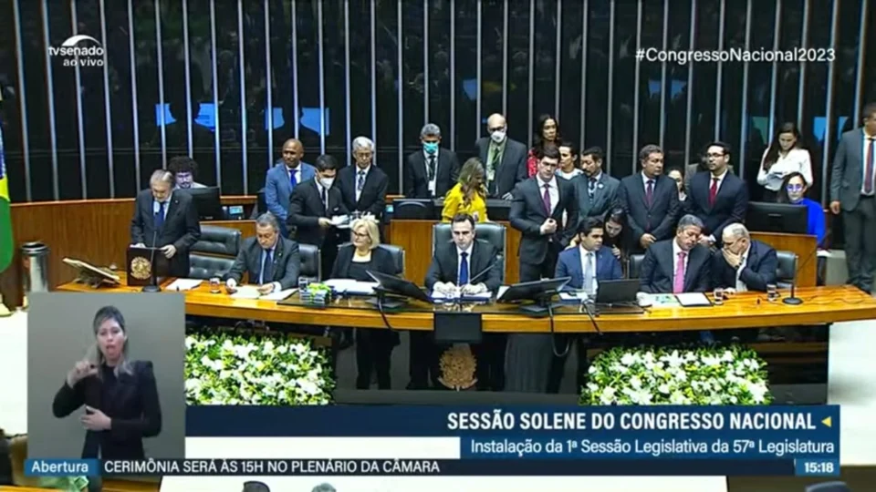 VÍDEO: Congresso inicia ano legislativo