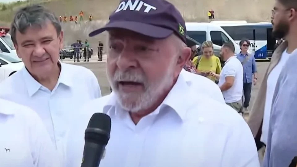 ‘Quatro anos que vão valer por 40’, diz Lula ao anunciar retorno de obras em SE