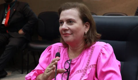 David Almeida viaja e Yomara Lins assume a prefeitura de Manaus nesta sexta