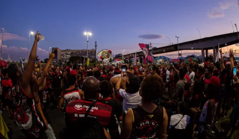 AeroFla arrasta multidão no embarque do Flamengo para o Marrocos