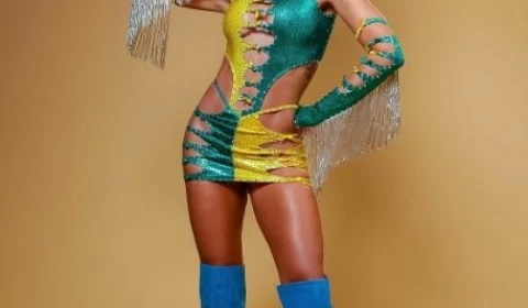 Anitta prepara festão de 30 anos e revela detalhes; veja vídeo