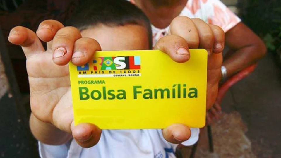 Bolsa Família: em março, 1,5 milhão de pessoas serão retiradas do programa; entenda