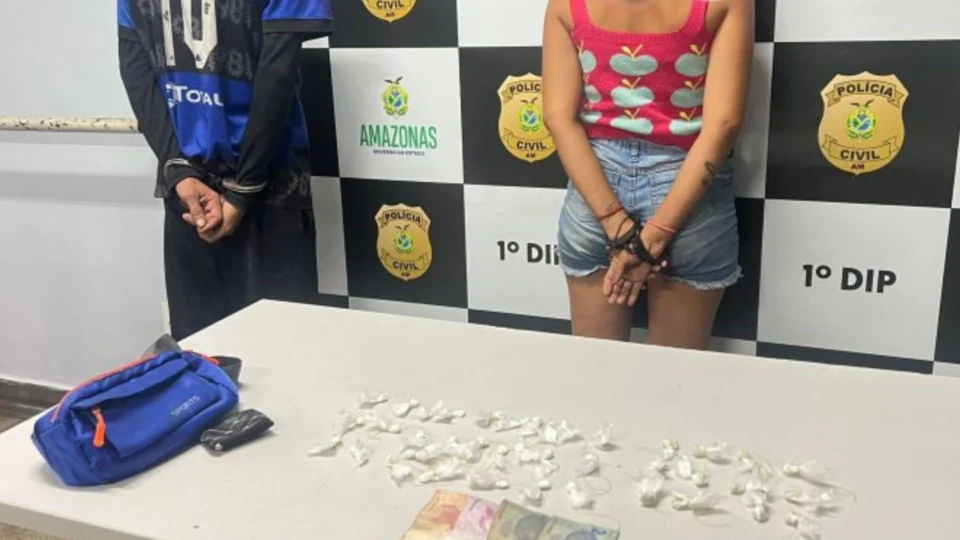 Casal é preso após denúncia de venda de drogas no Aleixo, em Manaus