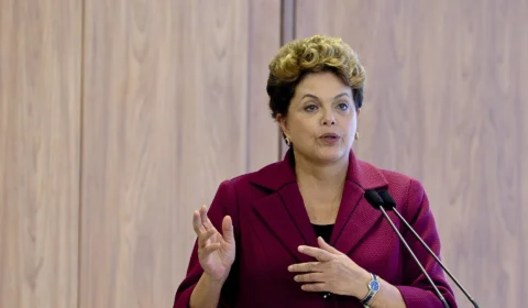 Dilma Rousseff é internada na China com mal-estar e cancela agenda internacional